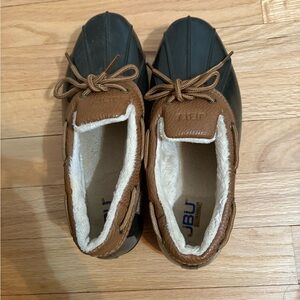 JBU Brown and Blue Winter shoes